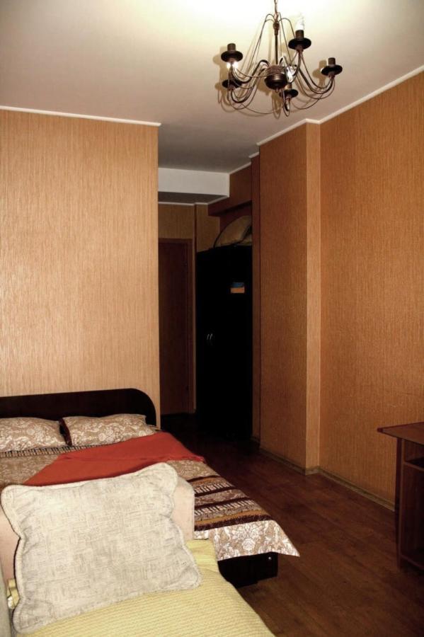 Комната Гостиничного Типа, Алчевских 24 Charkiv Esterno foto
