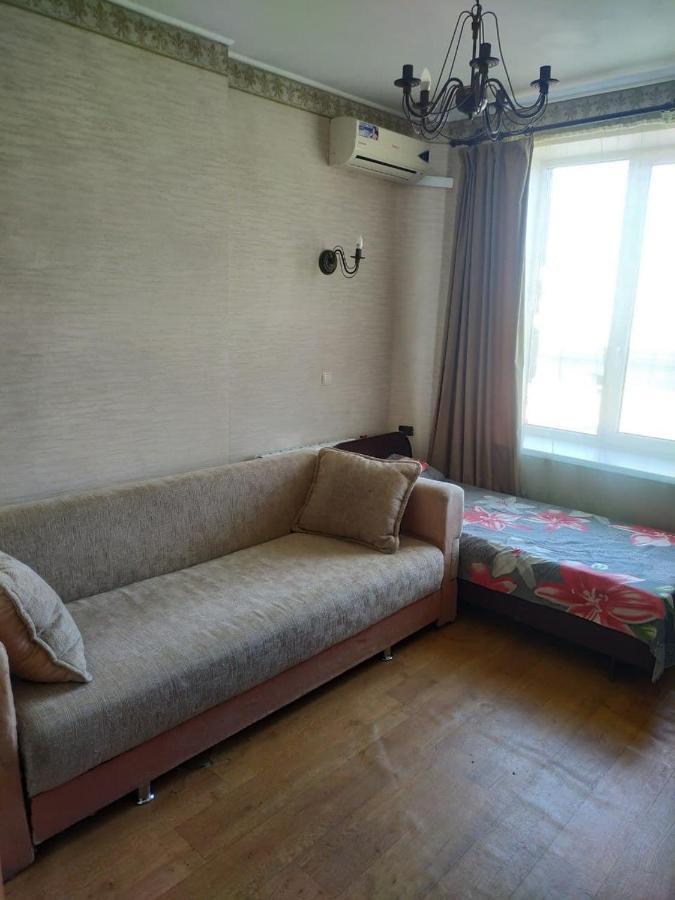 Комната Гостиничного Типа, Алчевских 24 Charkiv Esterno foto